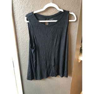 Halogen tank top